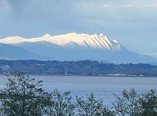 596 Waterline Loop, Camano Island, WA 98282