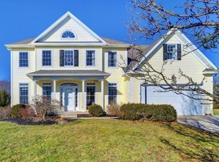 9 Dove Dr, Athens, OH