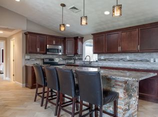 334 School St, North Kingstown, RI 02852