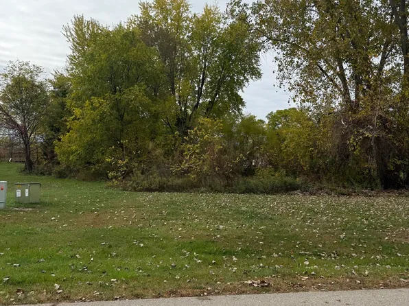 771 W Shore Dr #14, Stanton, MI 48888