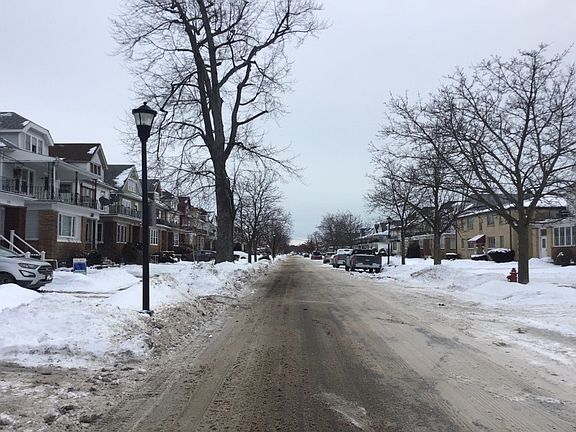 4th image of 295 Commonwealth Ave