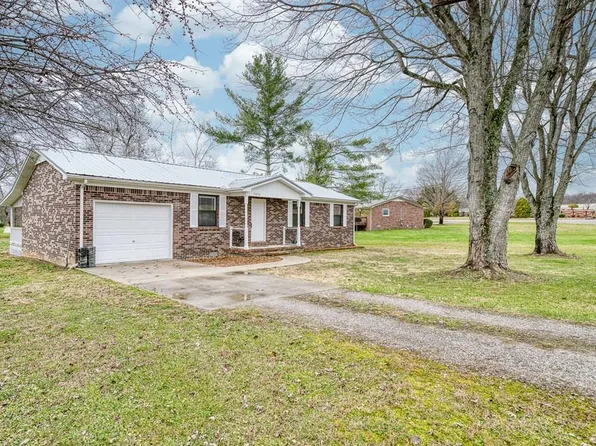 3056 Zeb Warren Rd, Cookeville, TN 38506