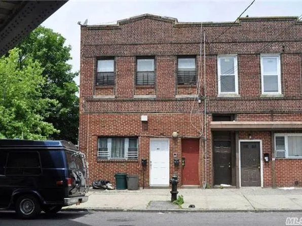 18409 140th Ave, Springfield Gardens, NY 11413