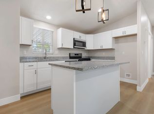 96 Barrington Way, Layton, UT 84041