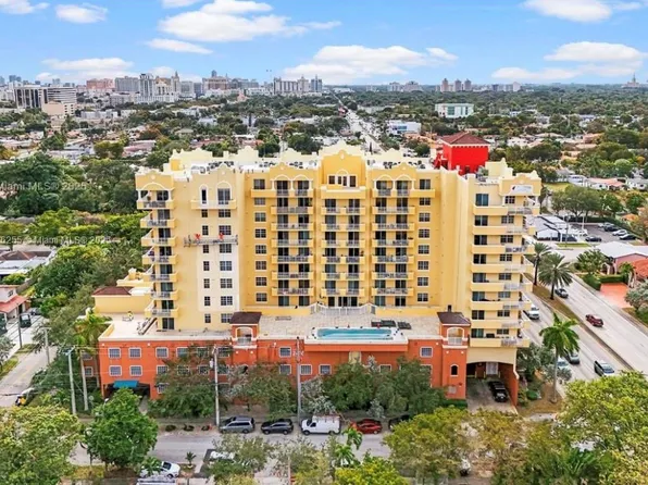 215 SW 42nd Ave APT 402, Miami, FL 33134