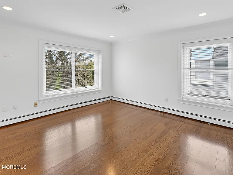65 E River Rd #20 — Photo 31