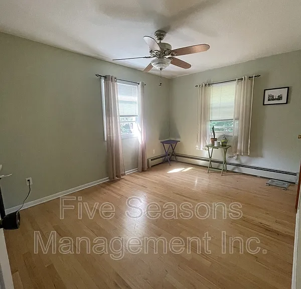 70 Pleasant Ave — Photo 31