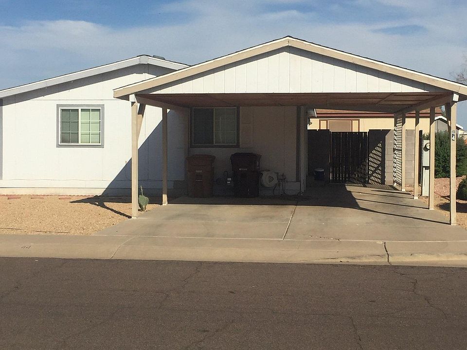 3 bedroom 2 Bath 2 Car Carport