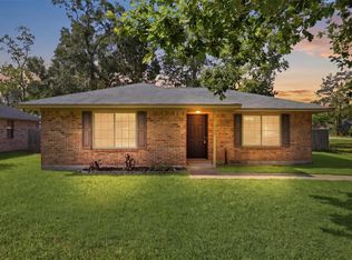 1300 E Hanson St, Cleveland, TX 77327