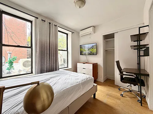 1694 Park Ave #833 Photo 1
