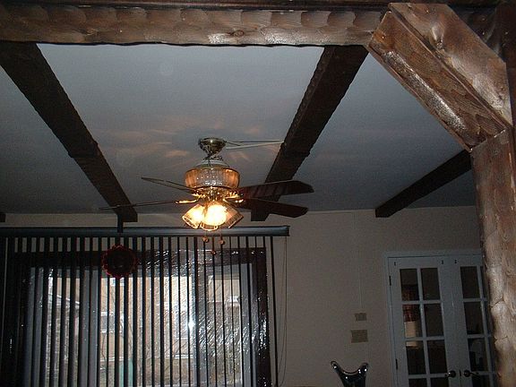 Living Rm Ceiling