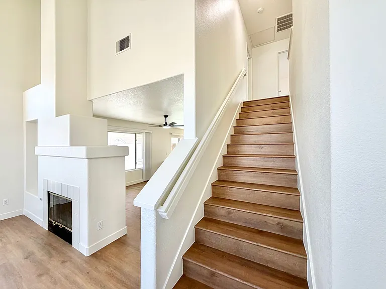 15854 Pampas Ct — Photo 17