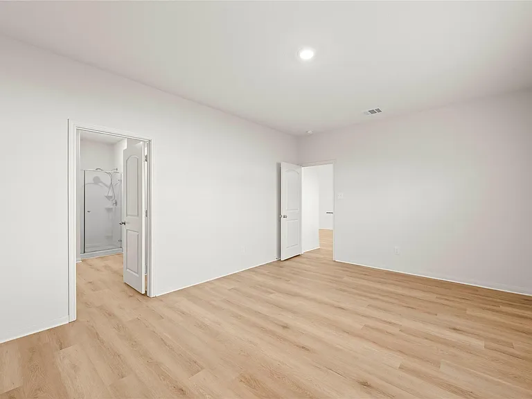 101 Hyacinth Way #1-L — Photo 12