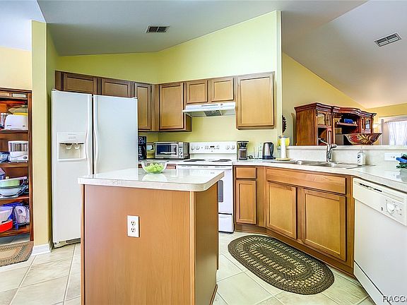 5th image of 29 Nemesia Ct E