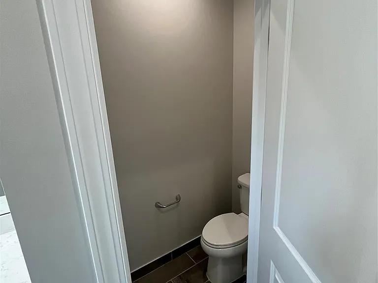 636 Parsons Way — Photo 5