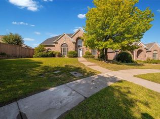 1405 Ledbetter Ct, Irving, TX 75063