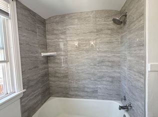 805 Perkinswood Blvd SE, Warren, OH