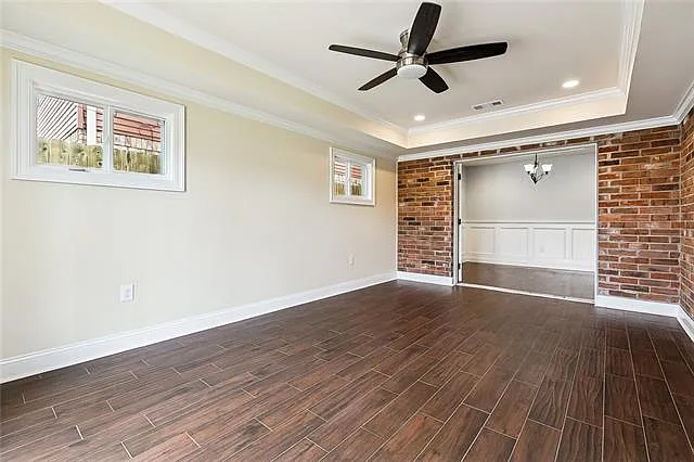 4217 Pratt St — Photo 25