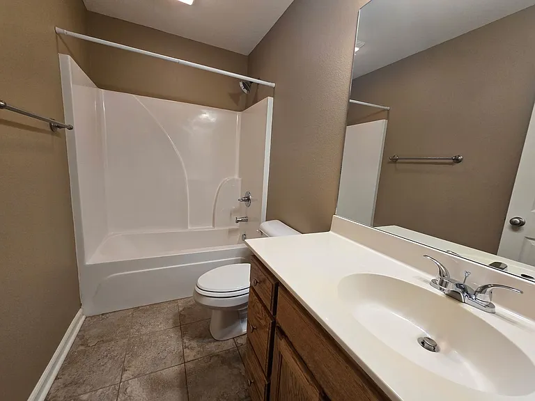 3537 Terrace Hill Ct — Photo 10