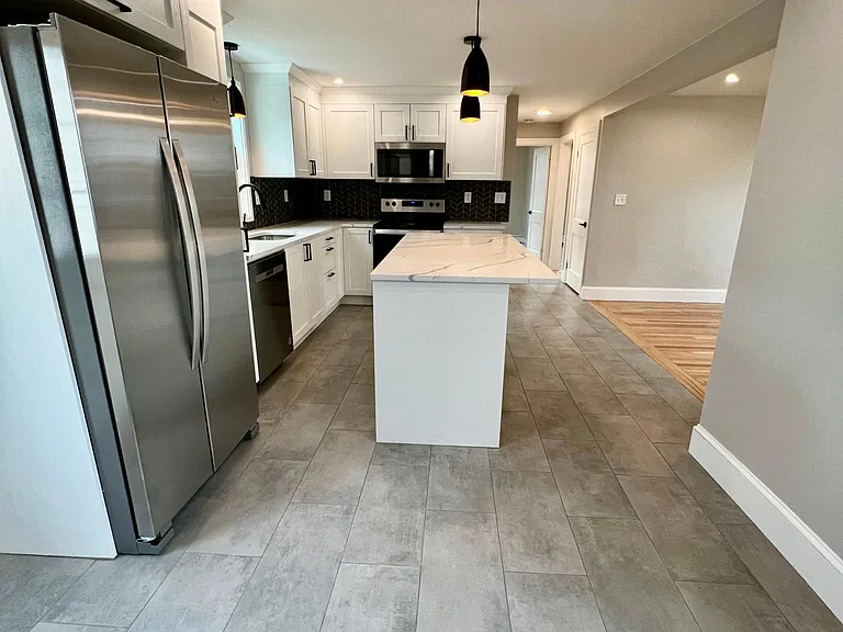 188 Sumner Ave — Photo 6