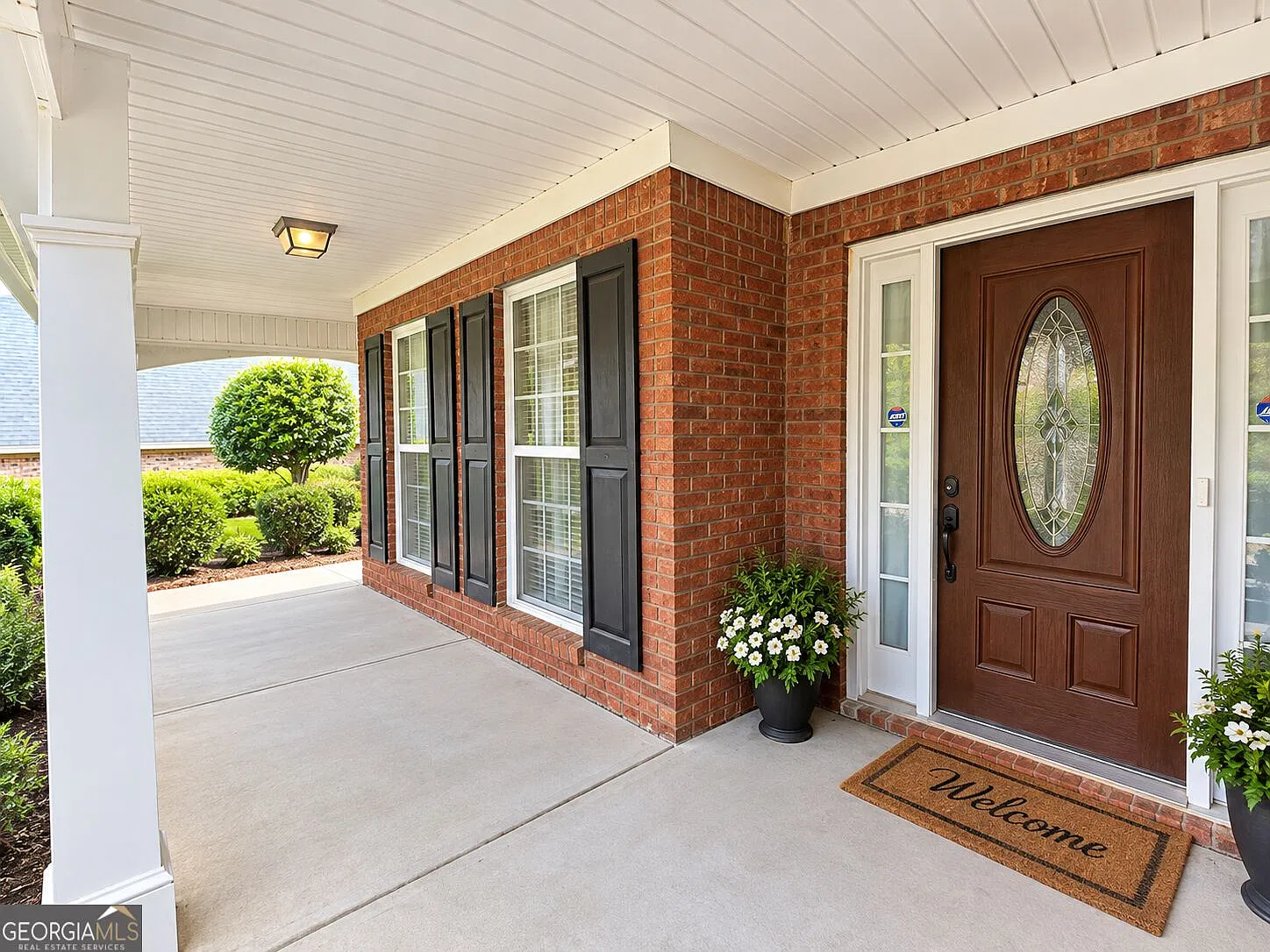 4 bed, 2.0 bath, 2057 sqft, $2,100 — Photo 3