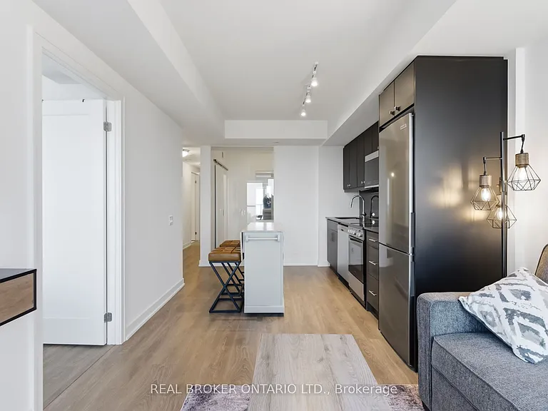 2 Manderley Dr #912 — Photo 34