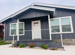 808 Birmingham Ave, Llano, TX 78643