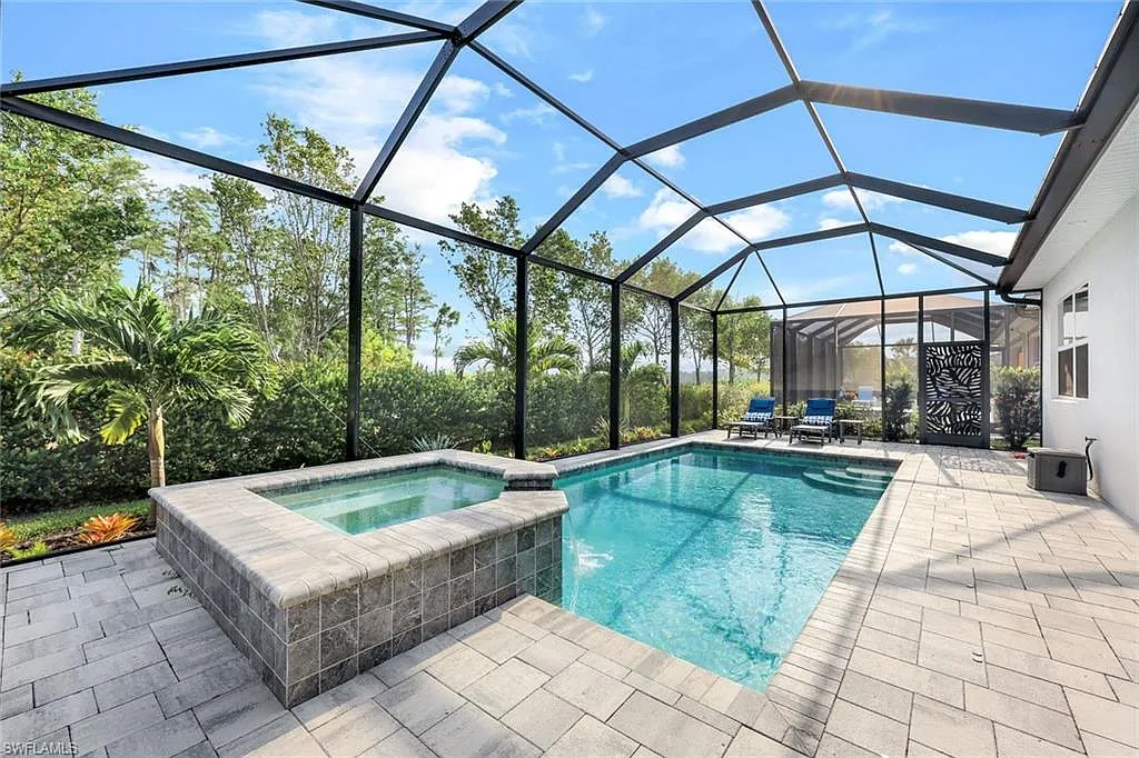 4 bed, 3.5 bath, 2432 sqft, $9,000 — Photo 3