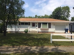 1456 W Summit Ave, Muskegon, MI 49441