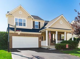 1206 Carnoustie Cir, Grove City, OH 43123