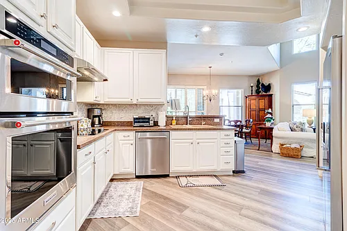 20802 Grayhawk Dr Photo 1