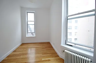 Rented by Julianna Realty Corp