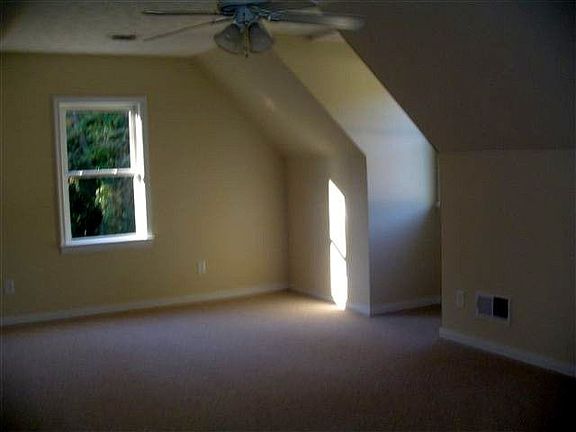 Second floor of Master offer Privacy 