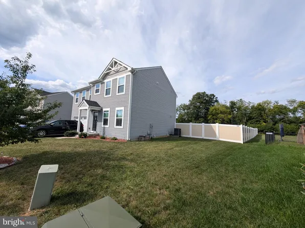 132 Switchgrass Ct, Bunker Hill, WV 25413