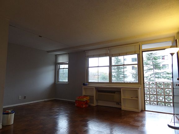 2nd image of 2030 N Adams St APT 912
