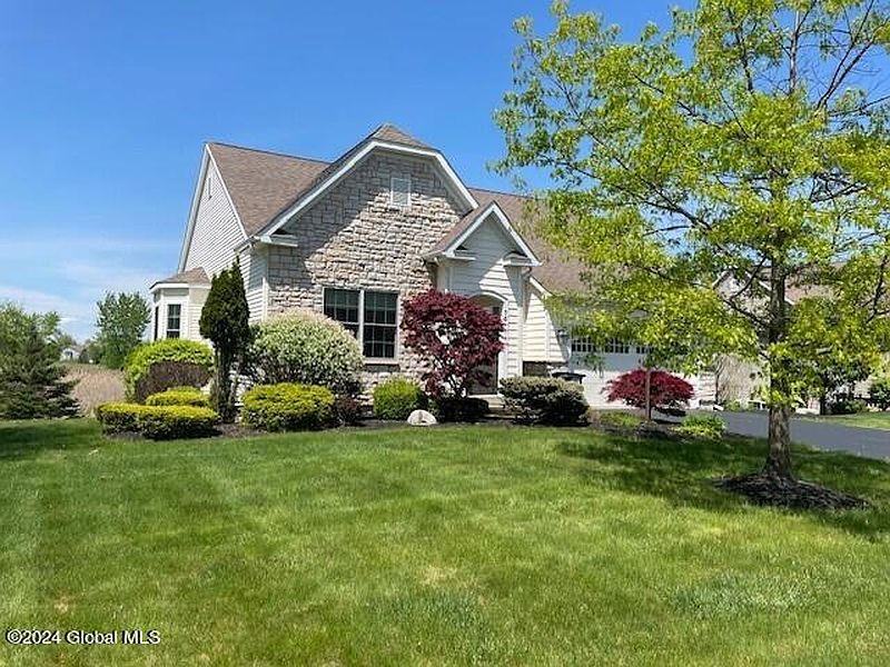 2nd image of 70 Sheldon Drive