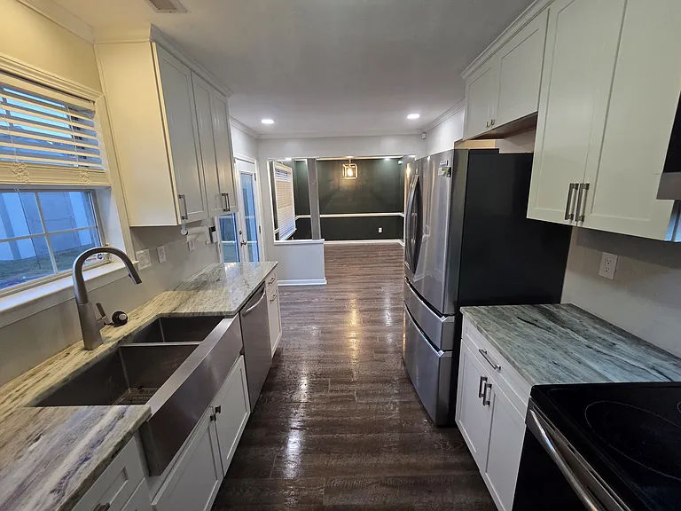 403 Judges Ct — Photo 16
