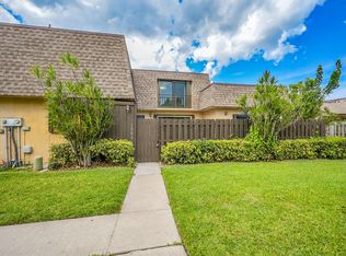 1204 Waterview Circle, Palm Springs, FL 33461