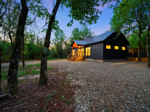 21 Rutty Pine Rdg, Broken Bow, OK 74728
