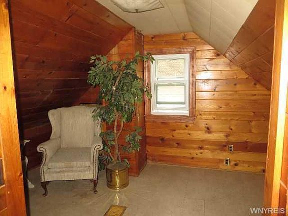 4th image of 110 Wellworth Pl