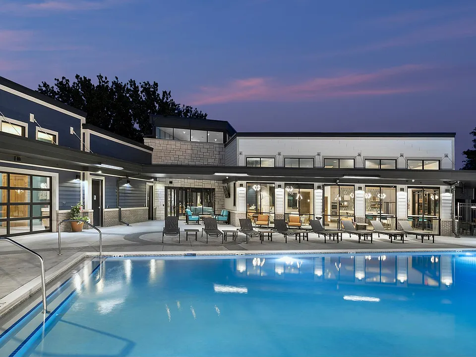 Winwood Apartments