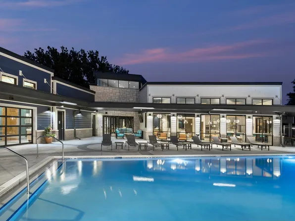 Winwood Apartments