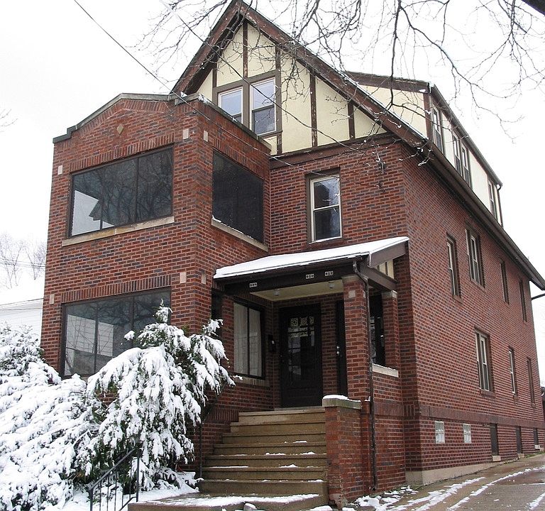 1st image of 910 E Dayton St #2