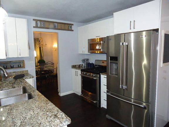 5th image of 311 E Wynbrook Dr