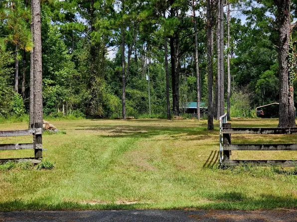 238 Winding Creek Ln, Quincy, FL 32351