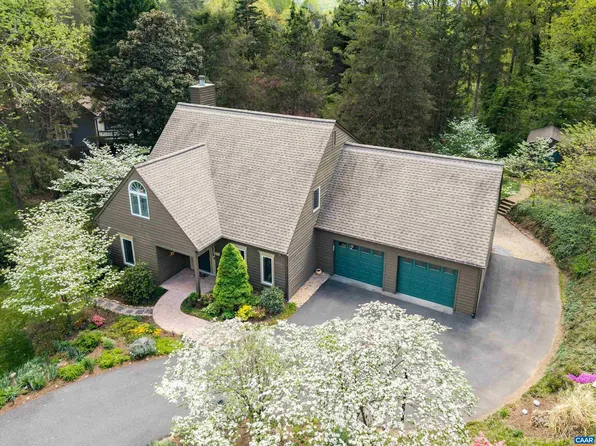 227 Flagstone Ter, Charlottesville, VA 22902