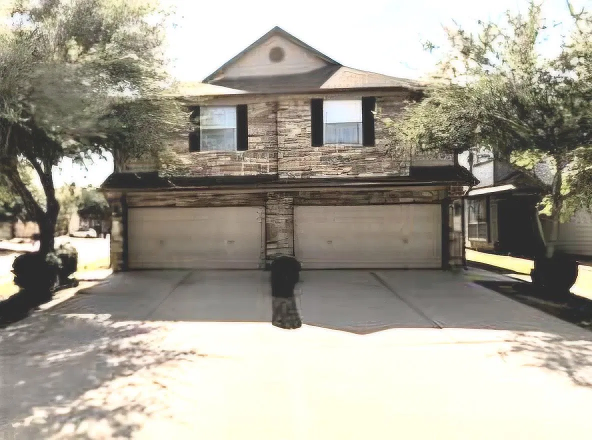 3 bed, 2.5 bath, 1726 sqft, $1,900 — Photo 1