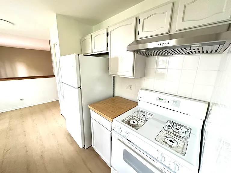 2303 Woodview Ln — Photo 19