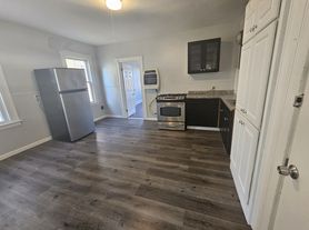 18 Horace St, New Britain, CT
