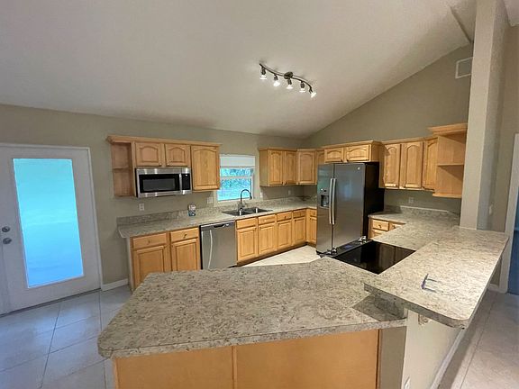 4th image of 5508 Wildgoose Dr